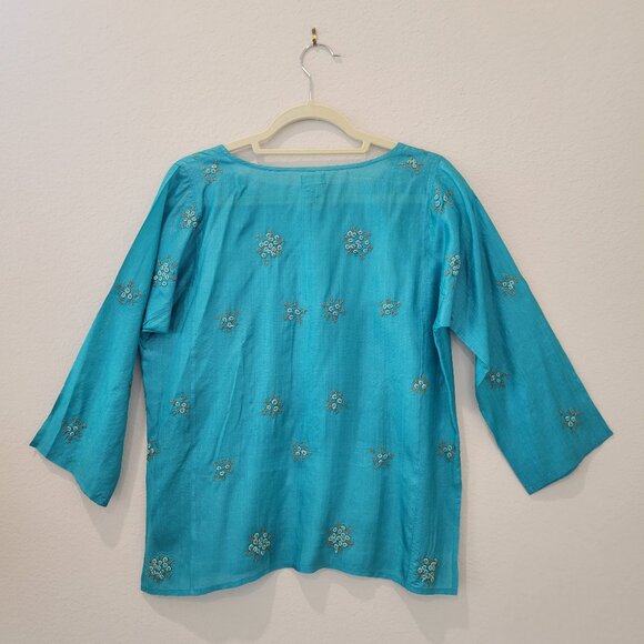 Sleeping On Snow Silk Embroidered Blouse, size M - Picture 4 of 5